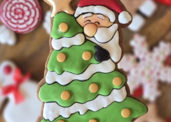 Choinka z mikołajem